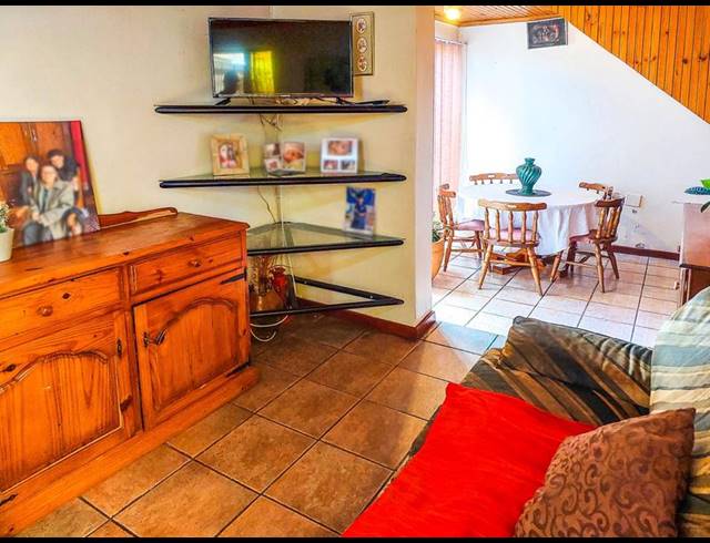 4 BEDROOM HOUSE FOR SALE IN BEACON VALLEY